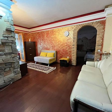 Apartament Central Targu Neamt Exterior photo